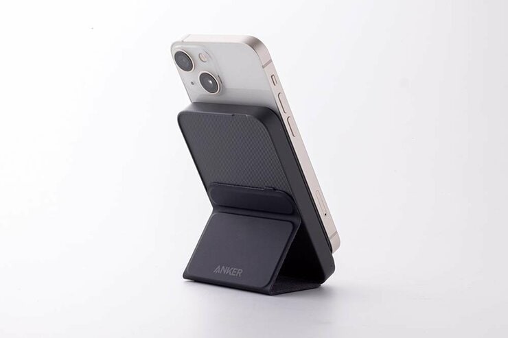 iPhoneに使えるMagSafeアクセサリーでおすすめは？ 充電器やスタンドを紹介！のイメージ