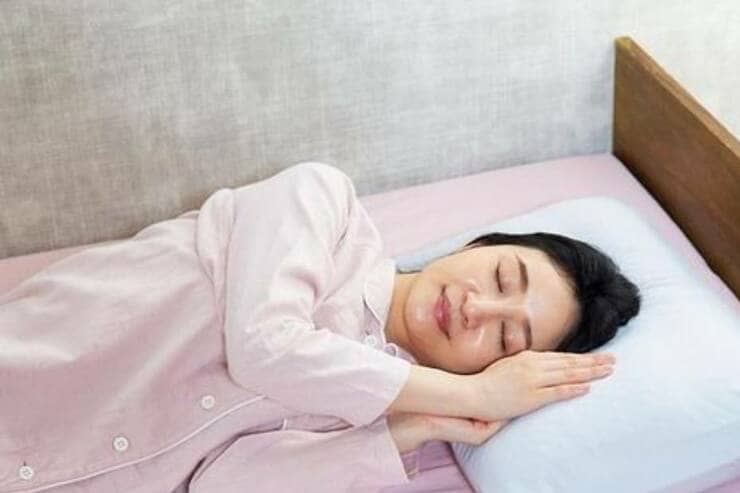 熱帯夜でもヒンヤリ！ニトリの「Nクール枕カバー」が超快適だった件