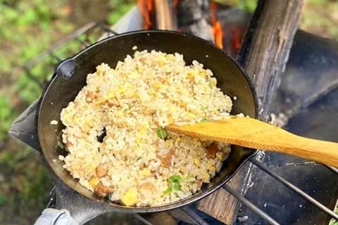 アウトドア製品の検証中のイメージ1