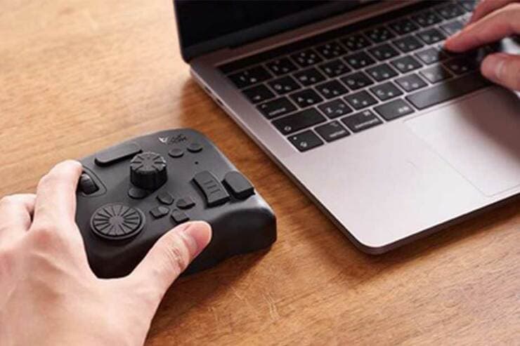 両手のPC操作を左手に一本化できるおすすめガジェト！ TourBox Tech「TourBox Elite」のイメージ