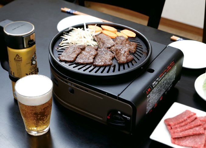 Amazonで売れすぎ「やきまる」が<br />“煙なし”焼き肉のBESTである理由
